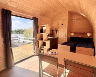Woodlodge Trekkershut, met heerlijk 2-persoons bed en toilet