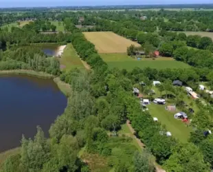 Pingo met de verscholen Woodlodges