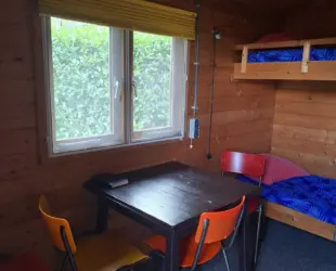 Trekkershut Roodborstje Eethoek