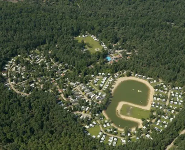 Luchtfoto camping de tol