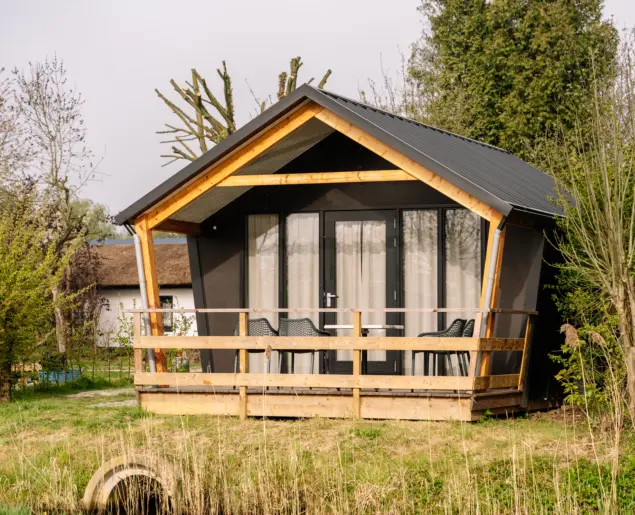 Camping de linie trekkershut peer