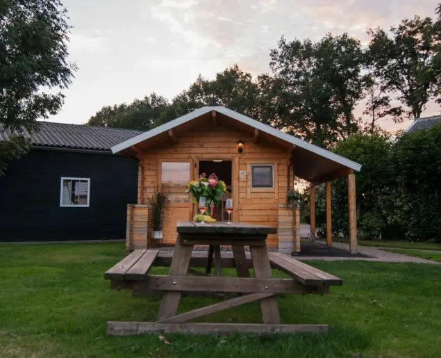 Grebbelinie buitenkant hut